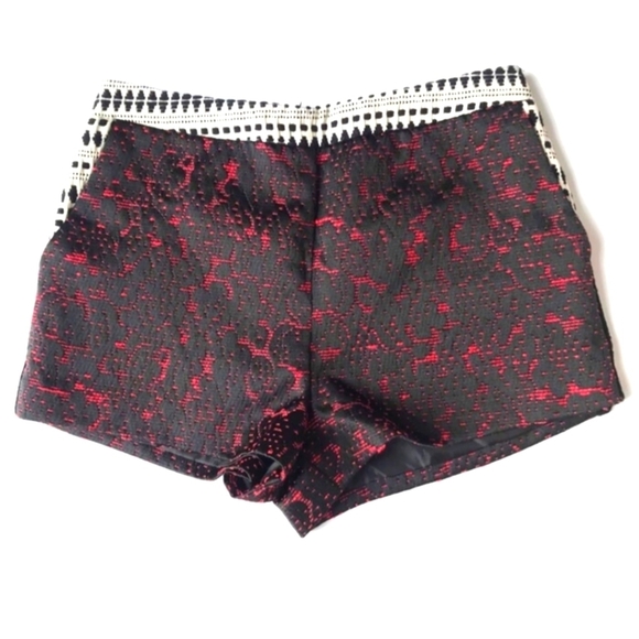 TOPSHOP petite embroidery dressy red black high waist shorts size 4 - Picture 1 of 7